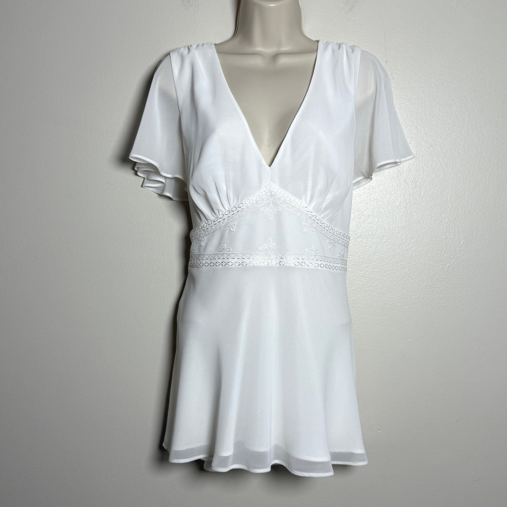 Liz Claiborne White V-Neck Flutter Sleeve Blouse